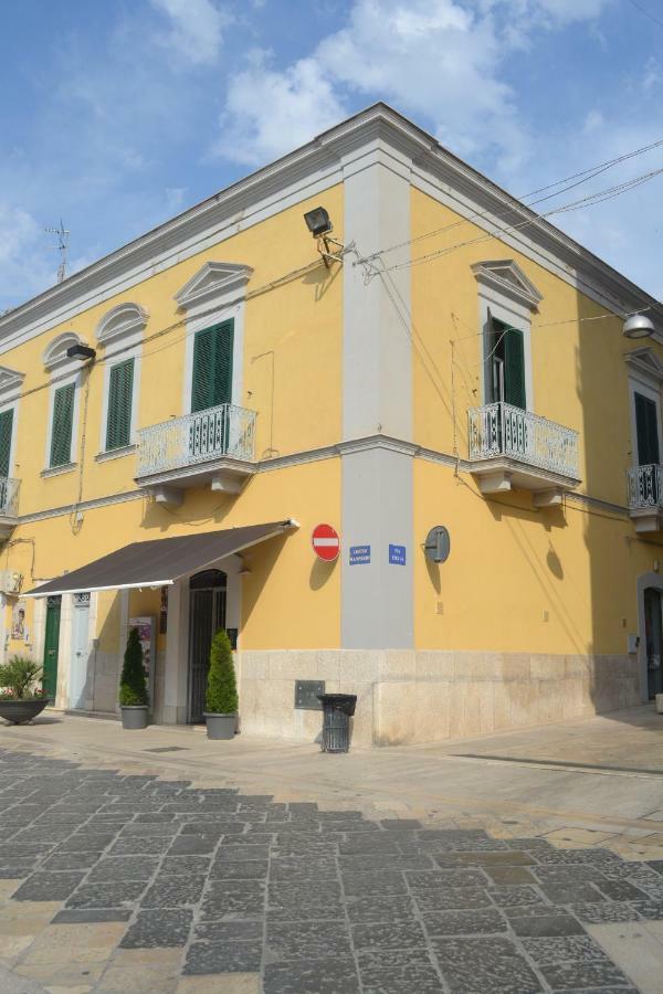 La Maison Manfredoine Extérieur photo